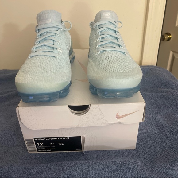 Nike Air VaporMax Flyknit 849558-404 Men’s Size 12 Glacier Blue White 2017 Rare